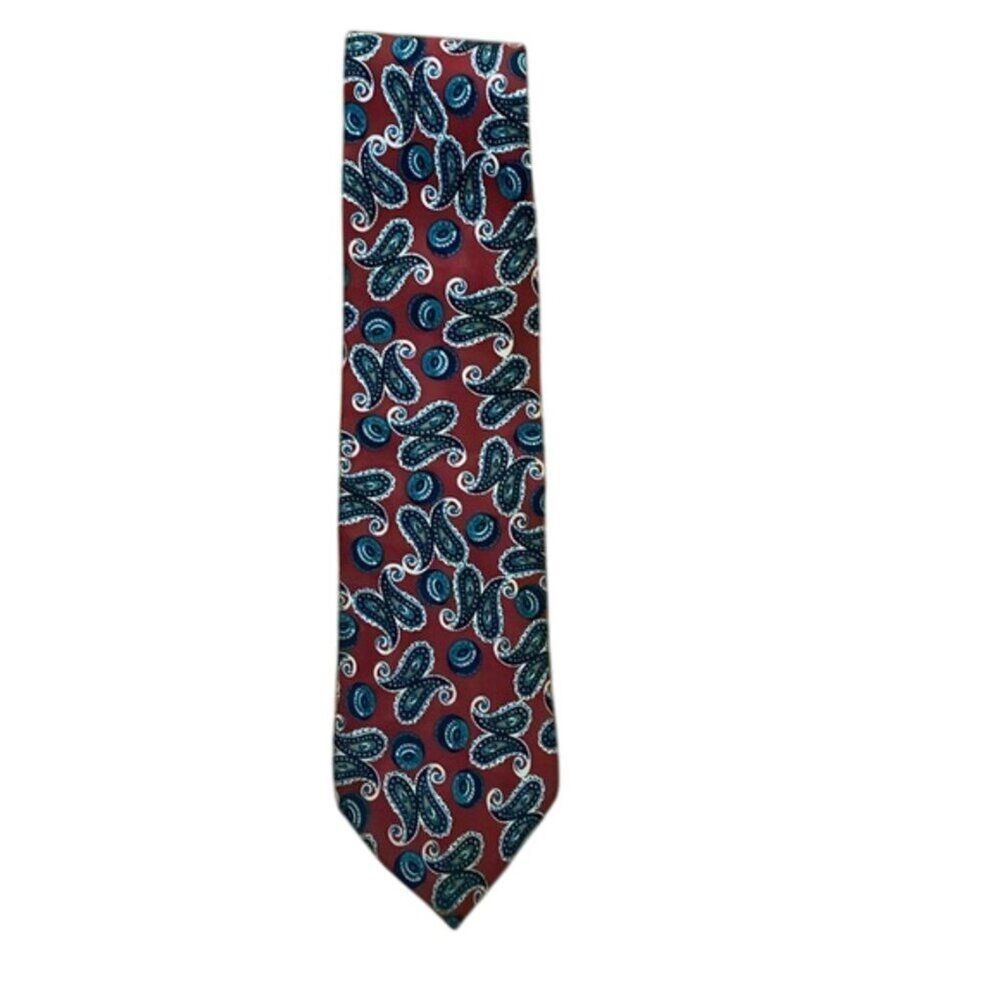 Oscar de la Renta Silk Tie Red Paisley Vintage Made in USA Designer Necktie